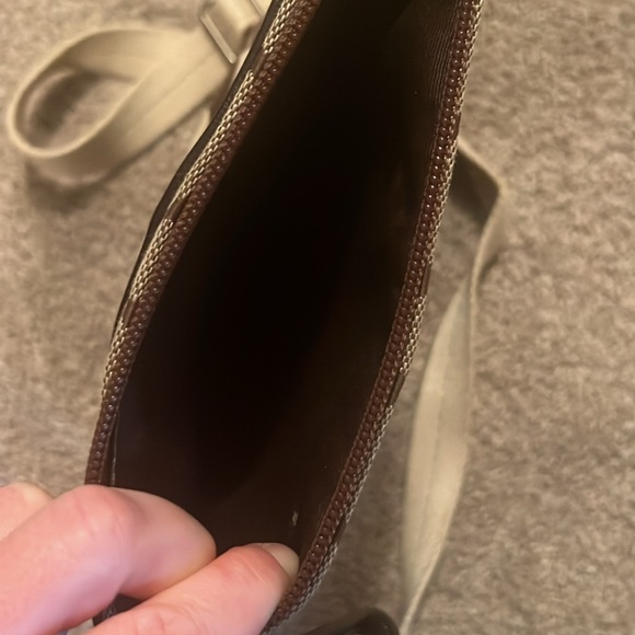 Beautiful condition Coach purse, used once. - Picture 4 of 4